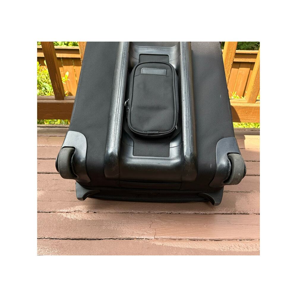 Briggs & Riley Baseline 20" Carry On Expandable Wide-body U420XW-4 Black - Picture 9 of 12